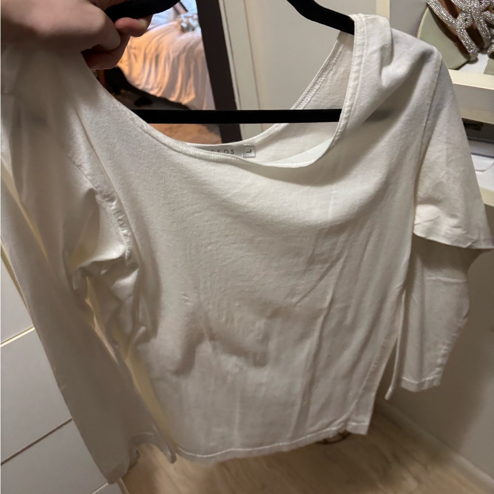 Tweeds Long Sleeve White Top Large